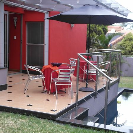 Red Square Home Pretoria Bagian luar foto