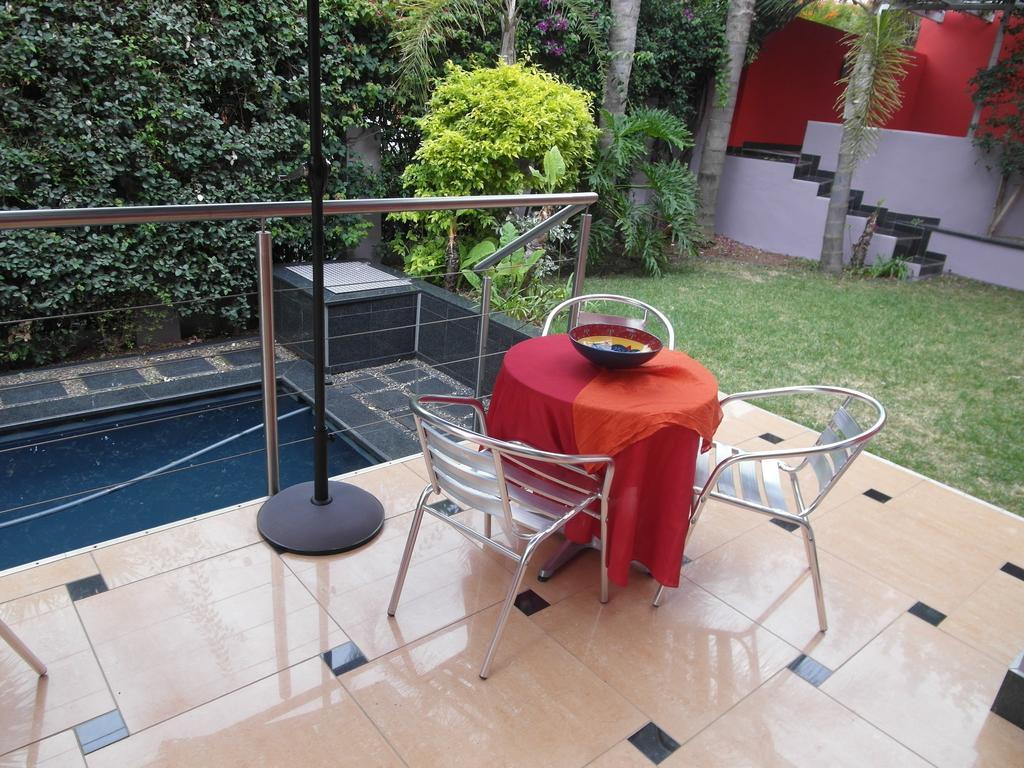 Red Square Home Pretoria Bagian luar foto