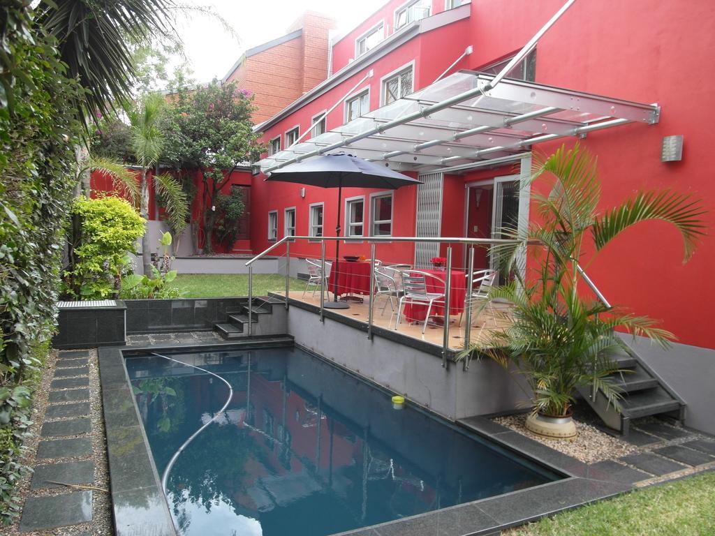 Red Square Home Pretoria Bagian luar foto