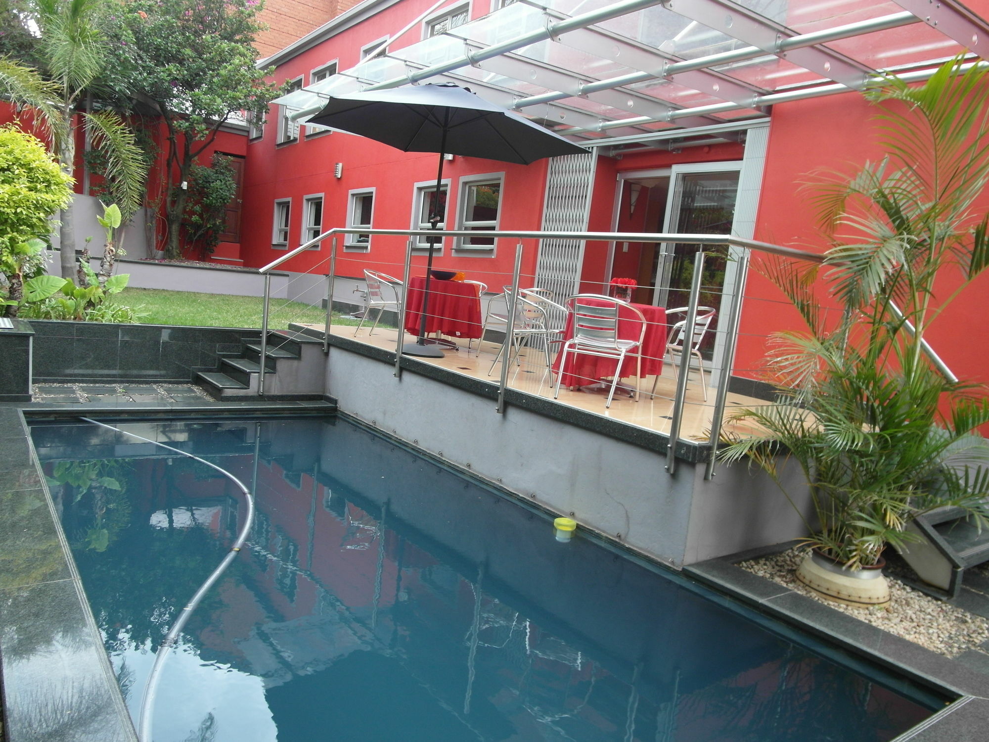 Red Square Home Pretoria Bagian luar foto
